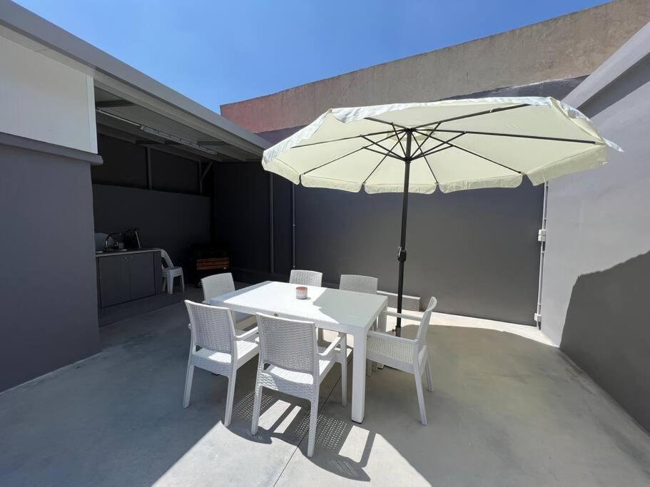 Modern Stylist House For Friends * Héraklion